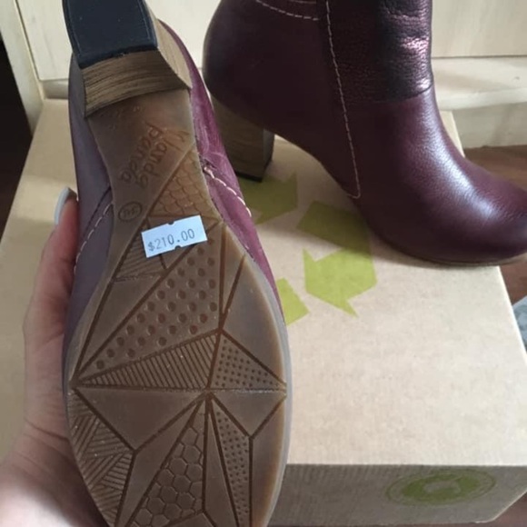 Size 36 - Picture 2 of 3